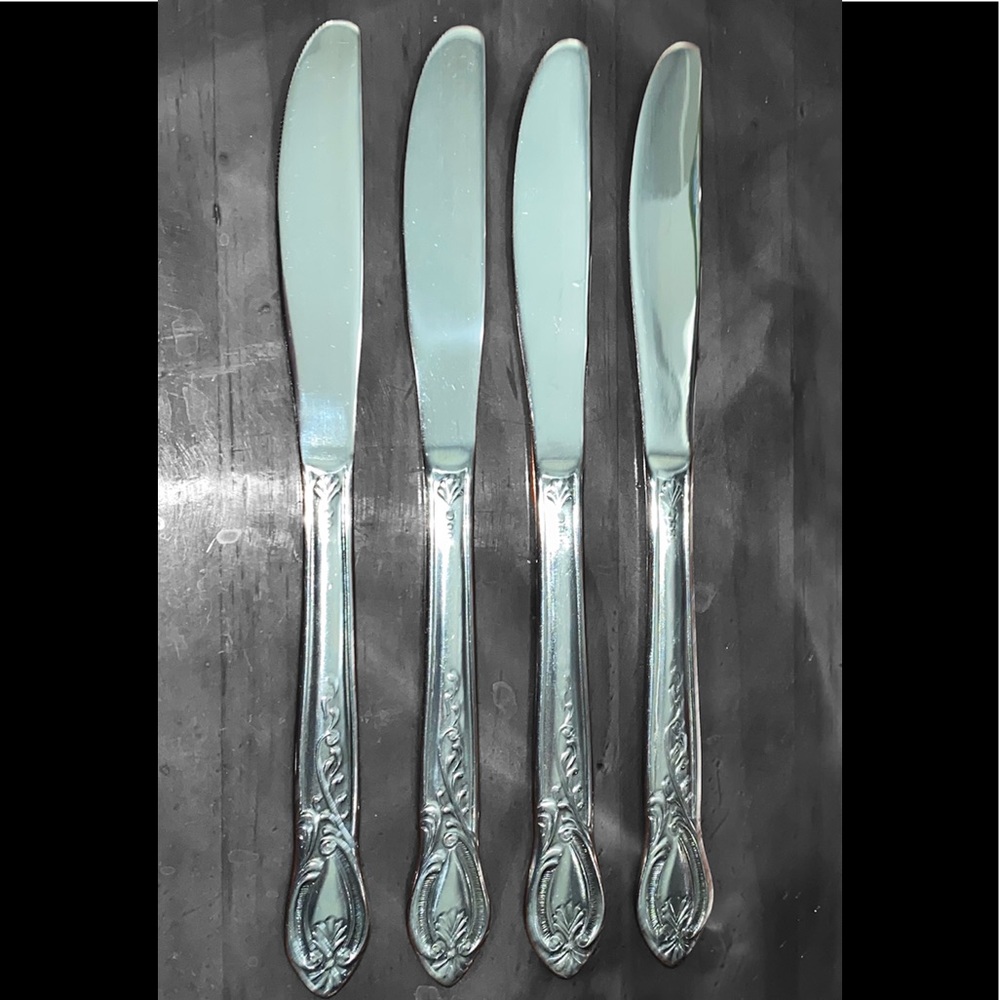 SET 4 - Dinner Knives Korea Flatware 8"